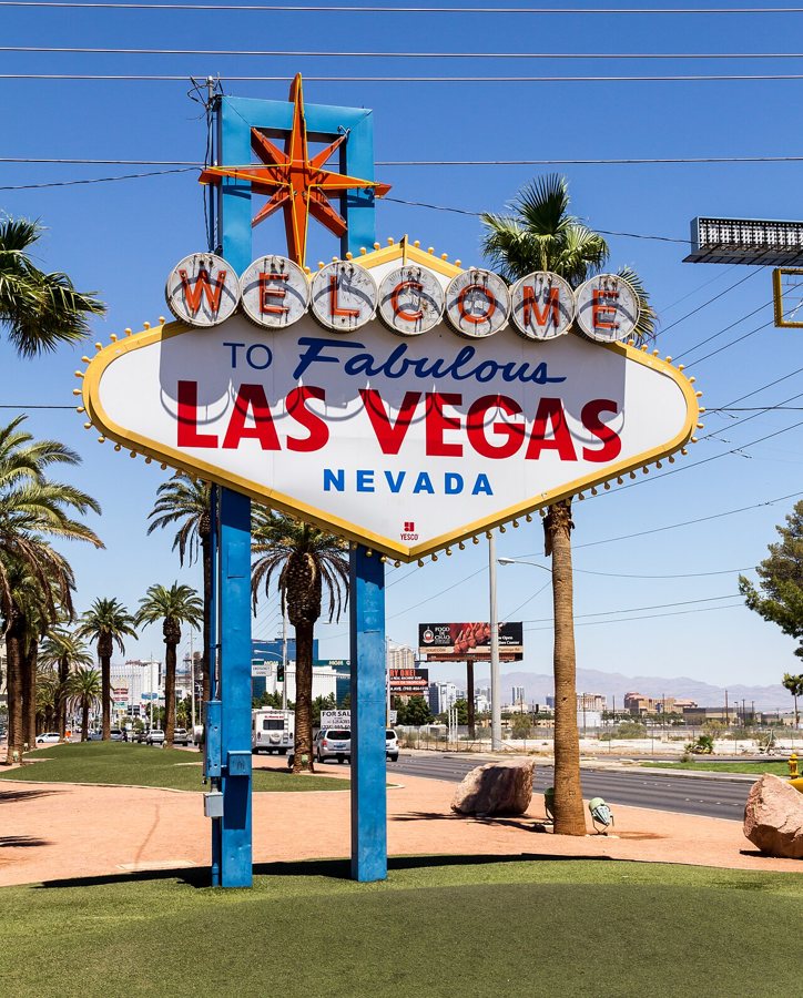 Welcome to Fabulous Las Vegas sign