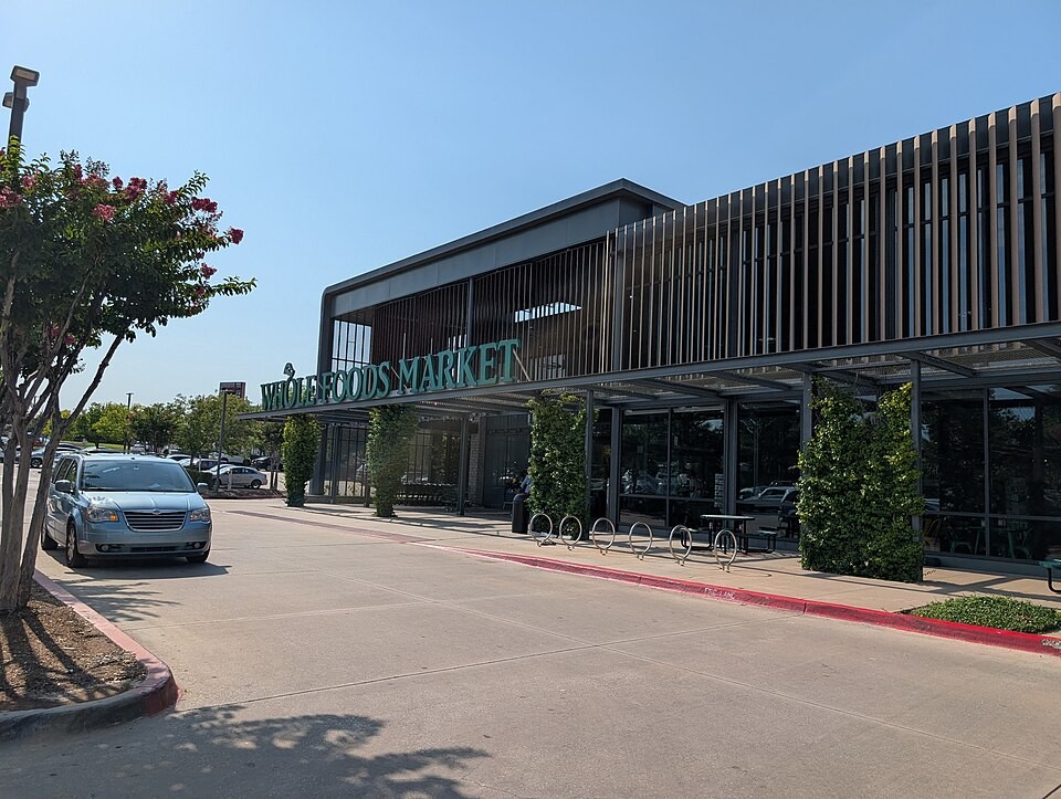Oklahoma City Whole Foods Market exterior in Oklahoma City