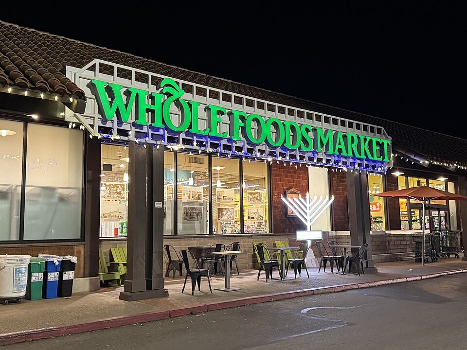 Sonoma Whole Foods Market exterior in Sonoma